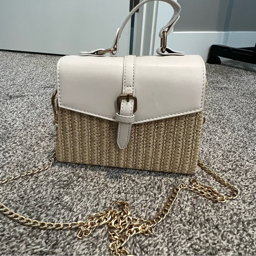Women’s Square Rattan Crossbody Bag Purse White Gold Details